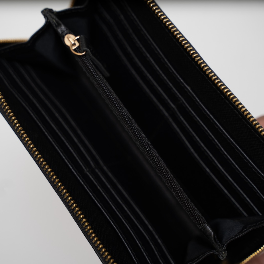 Premium Long Zip Leather Wallet – Classic Black by BM7