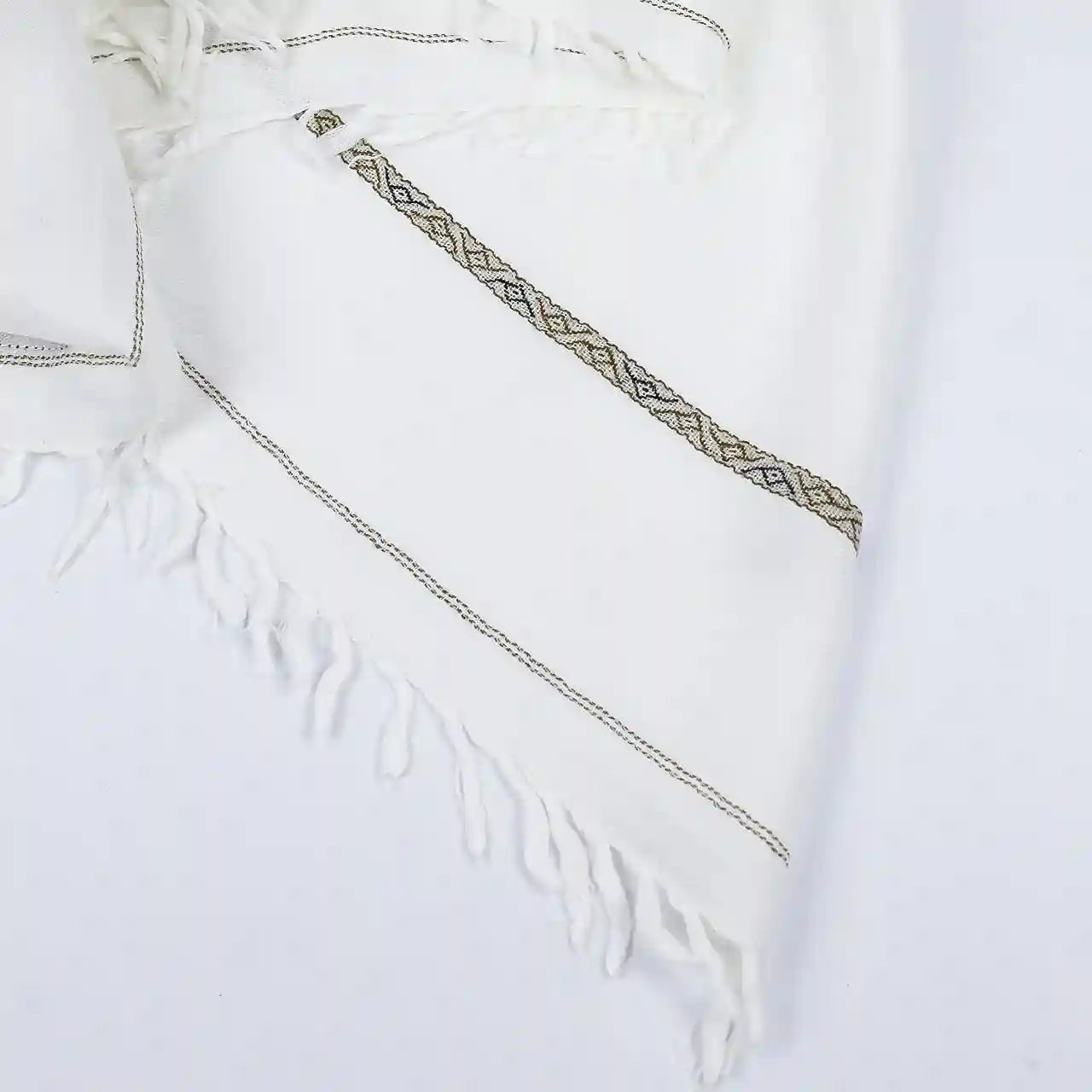 Elegant border design white men shawl by BM7
