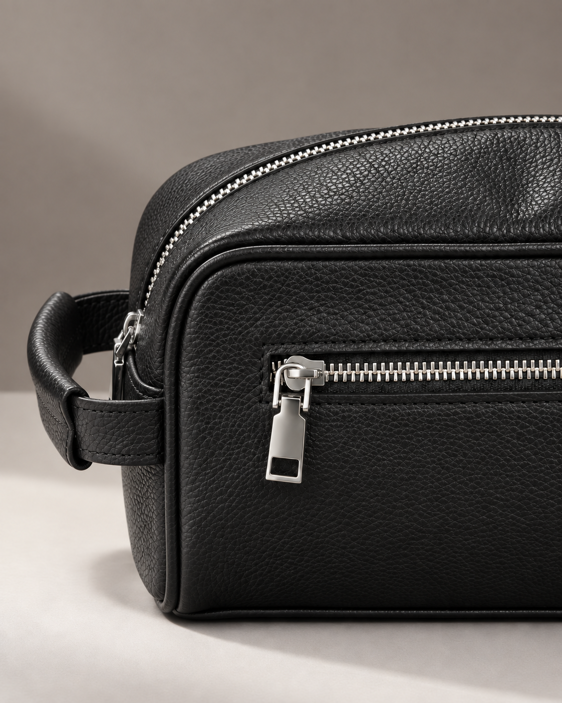 BM7 Toiletry Bag (Black) BM7